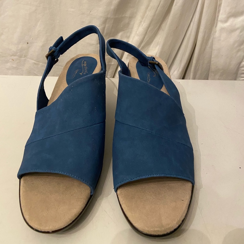 Easy streets blue soft fabric sandals size 12 NWT
